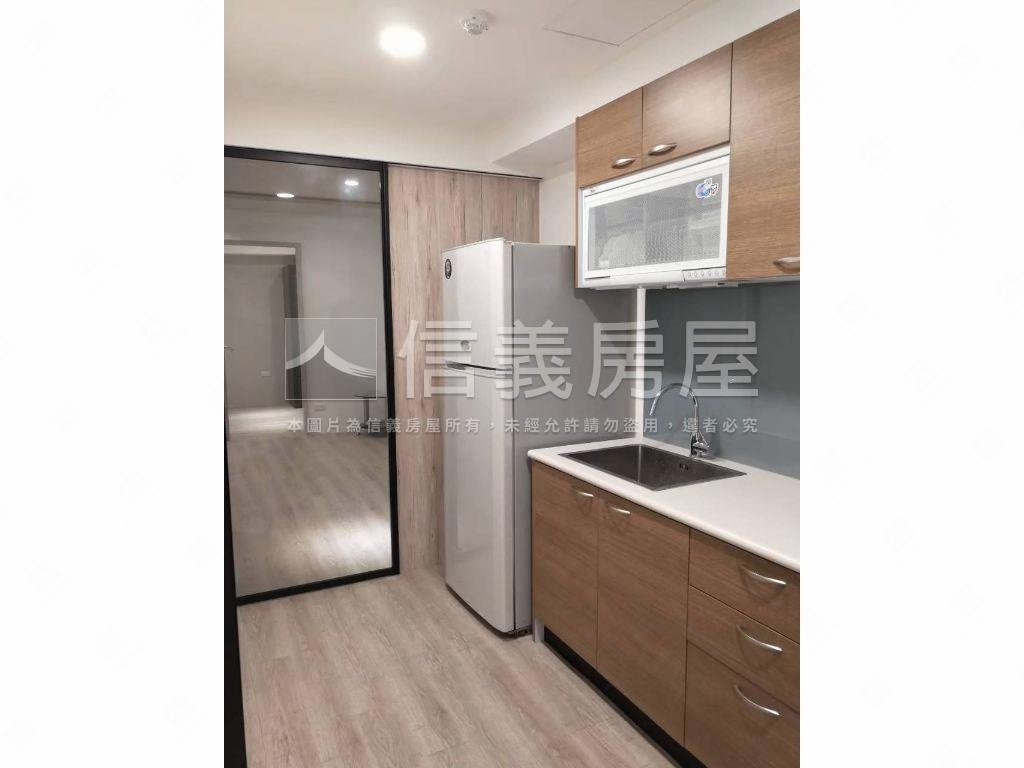 孔雀皇朝超大三房車位 - Image 5