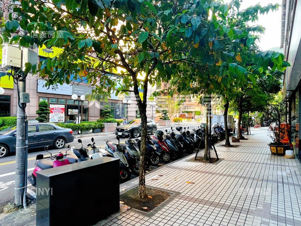 劍潭站富麗圓山三房 - Image 16