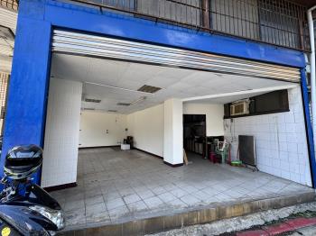 重慶南路三角窗金店 - C343892