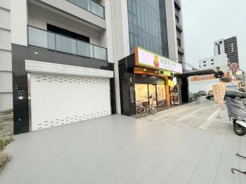 近文山特區面寬店面 - C345152