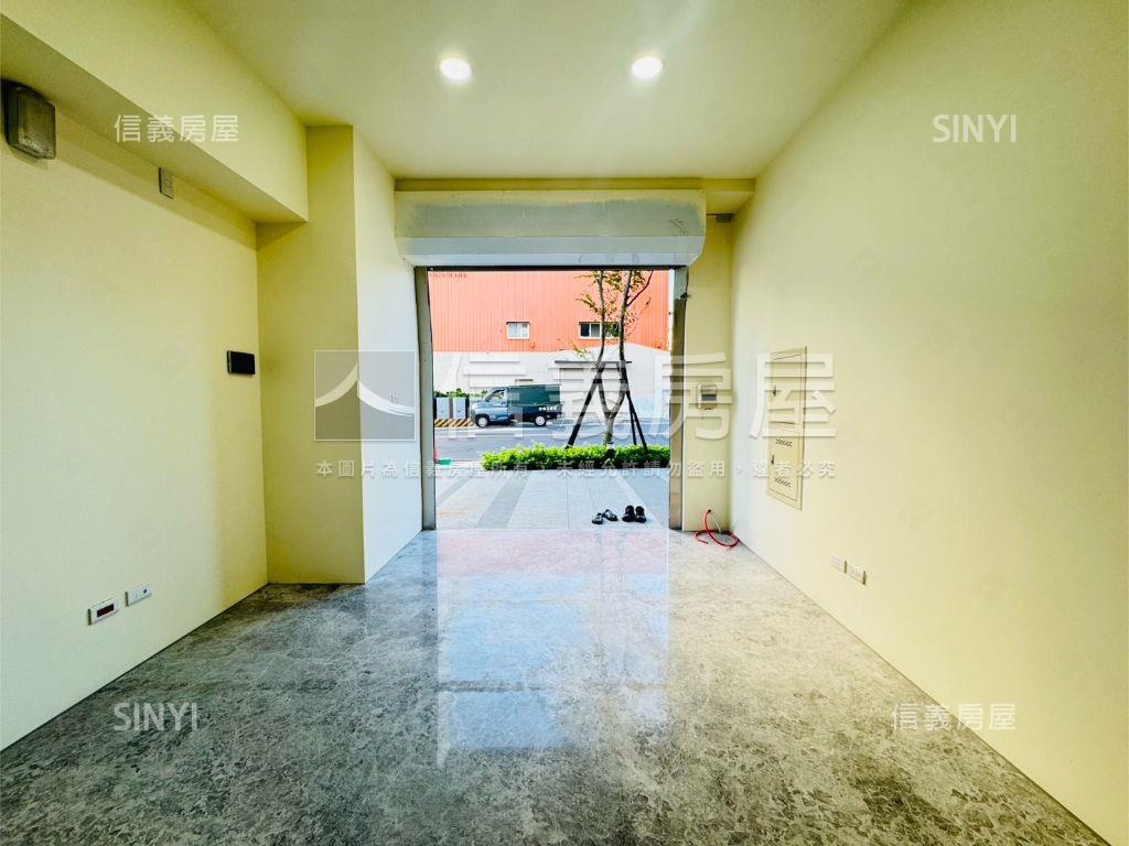 台灣之光對面小清新店面 - Image 1