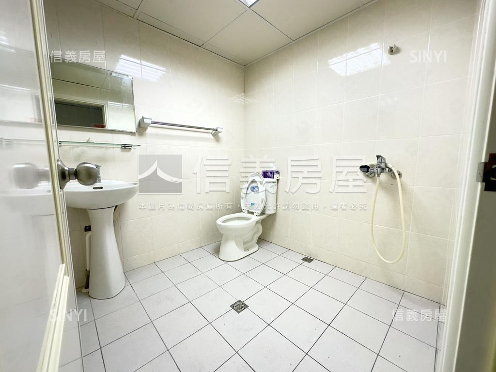 北新中正黃金店面 - Image 5