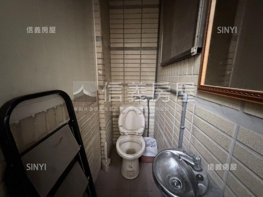 百年大鎮高曝光金店面 - Image 8