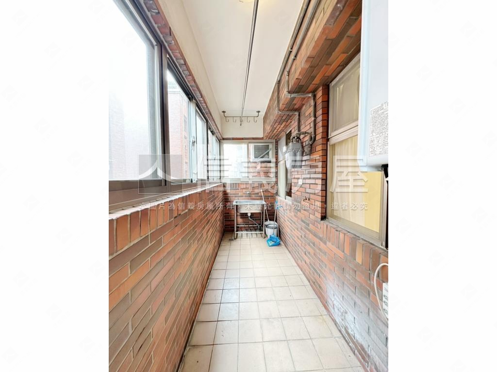 大安綠意３房坡平車 - Image 9