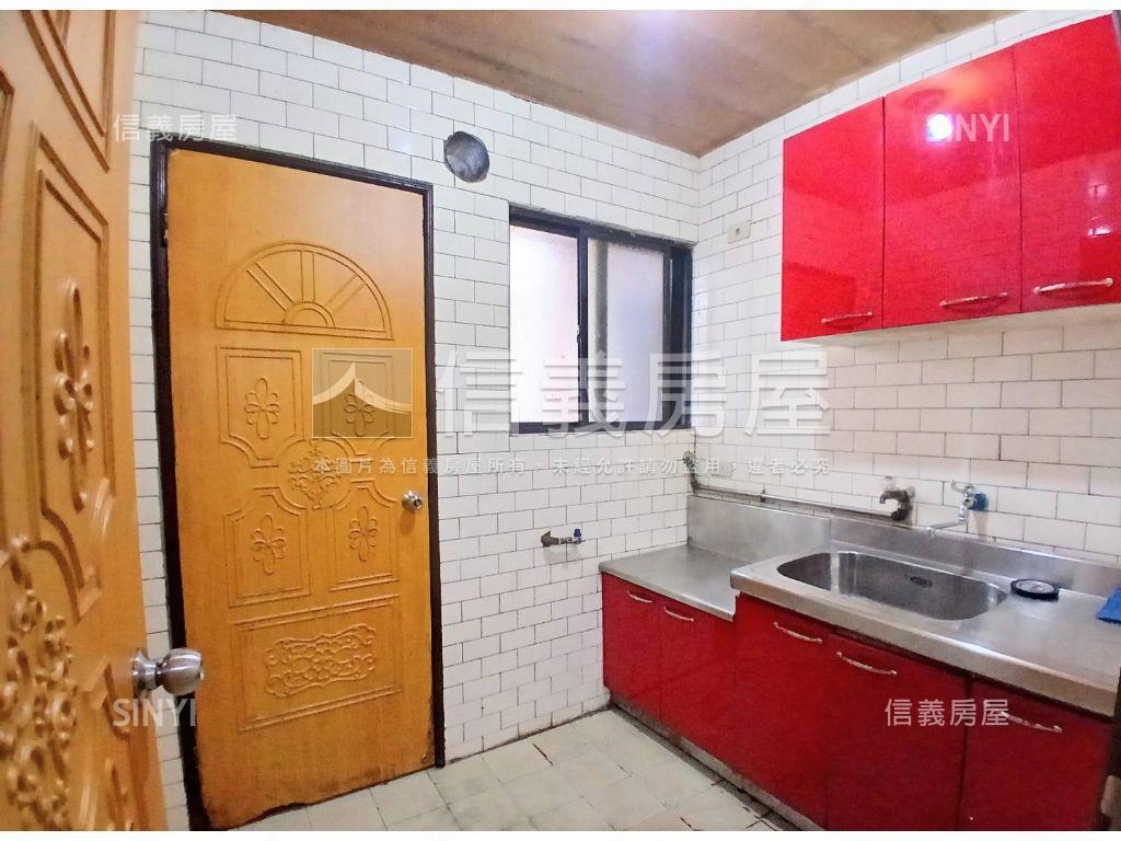 成功路金店面兩層空間 - Image 2