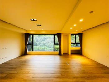 滿窗綠意仰山三房雙車位 - C348229