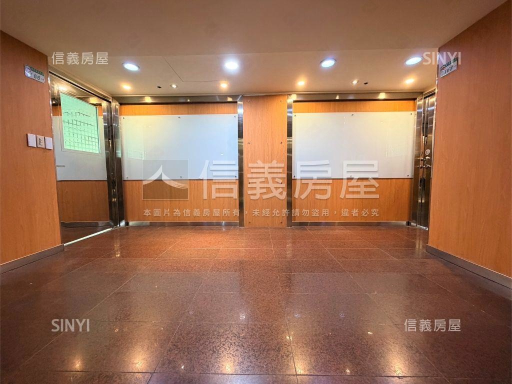 南京白宮高樓採光大辦公 - Image 1