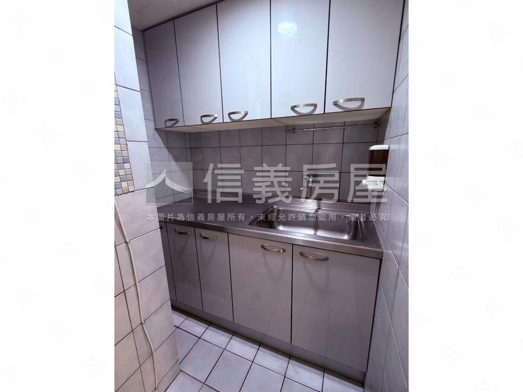 南京白宮高樓採光大辦公 - Image 7