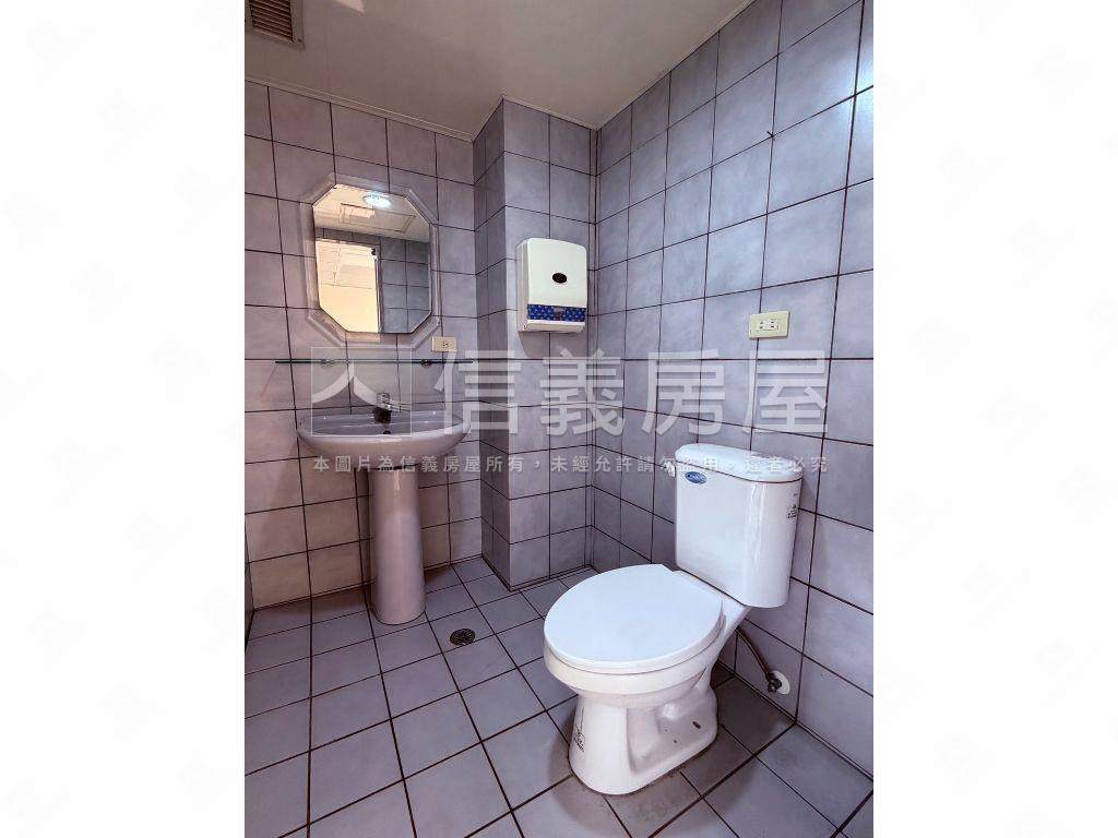 南京白宮高樓採光大辦公 - Image 9