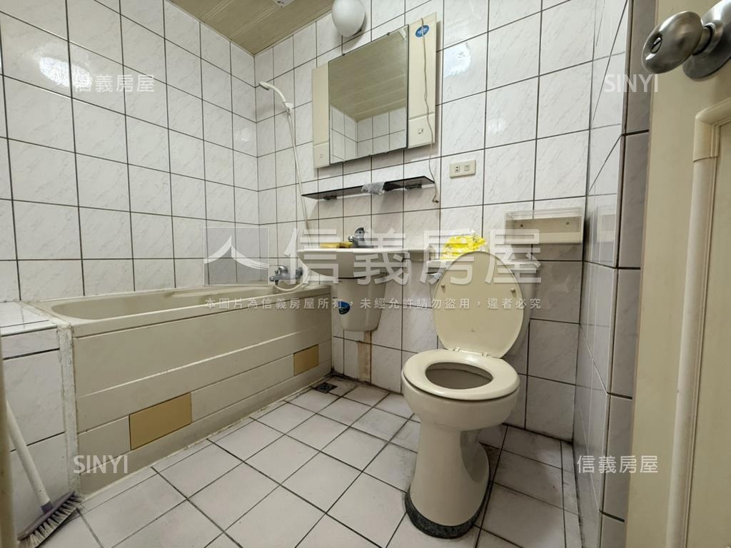 近喜來登三房附車位 - Image 9