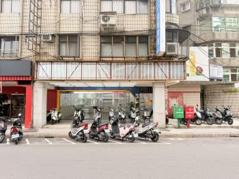 重慶路三角優質大店面 - C353253