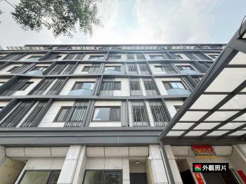 近秀泰十三期全新店面 - C353520