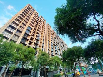 新板巨星 - C353741