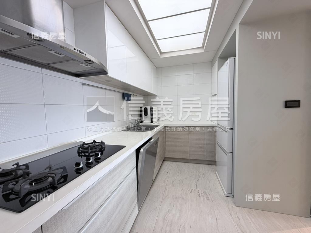 科技大樓高樓採光電梯三房 - Image 9