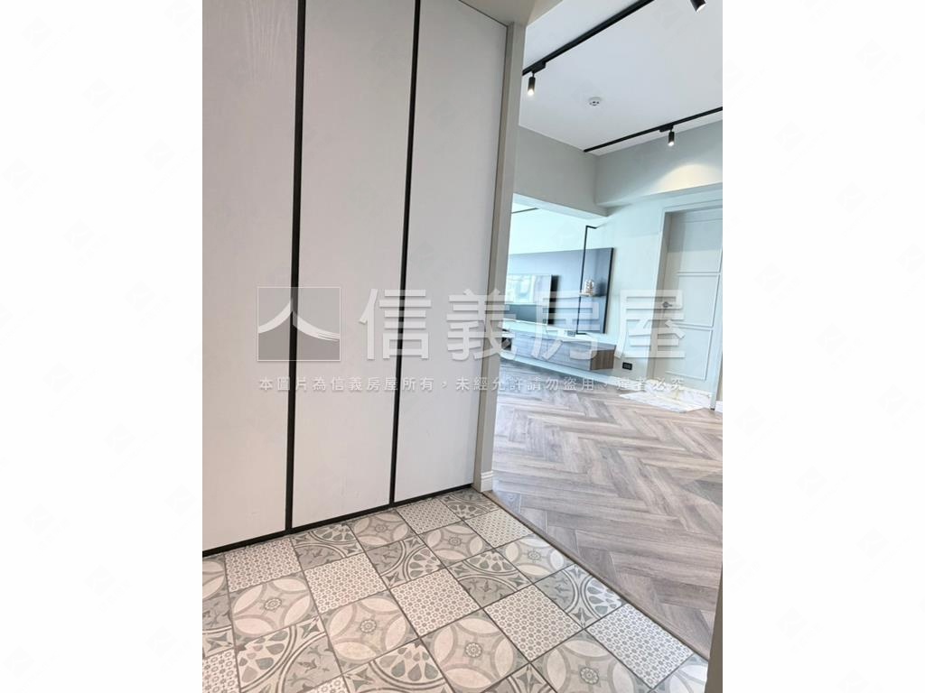 科技大樓高樓採光電梯三房 - Image 16