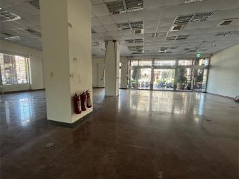 角間１－２樓大面寬店面 - C354469