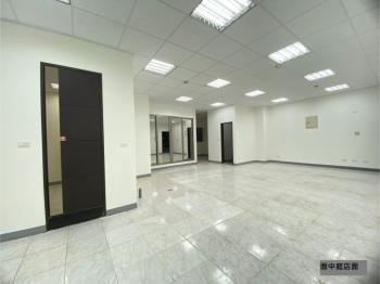 登峰名人面社區一樓住家 - C904714